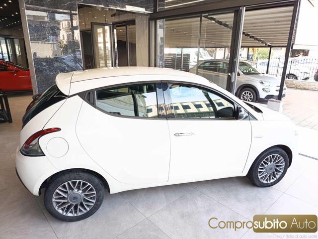 LANCIA Ypsilon 1.3 MJT 75 CV Platino
