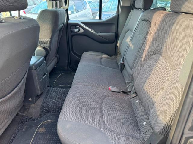 NISSAN Navara 2.5 dCi 4 porte Double Cab LE