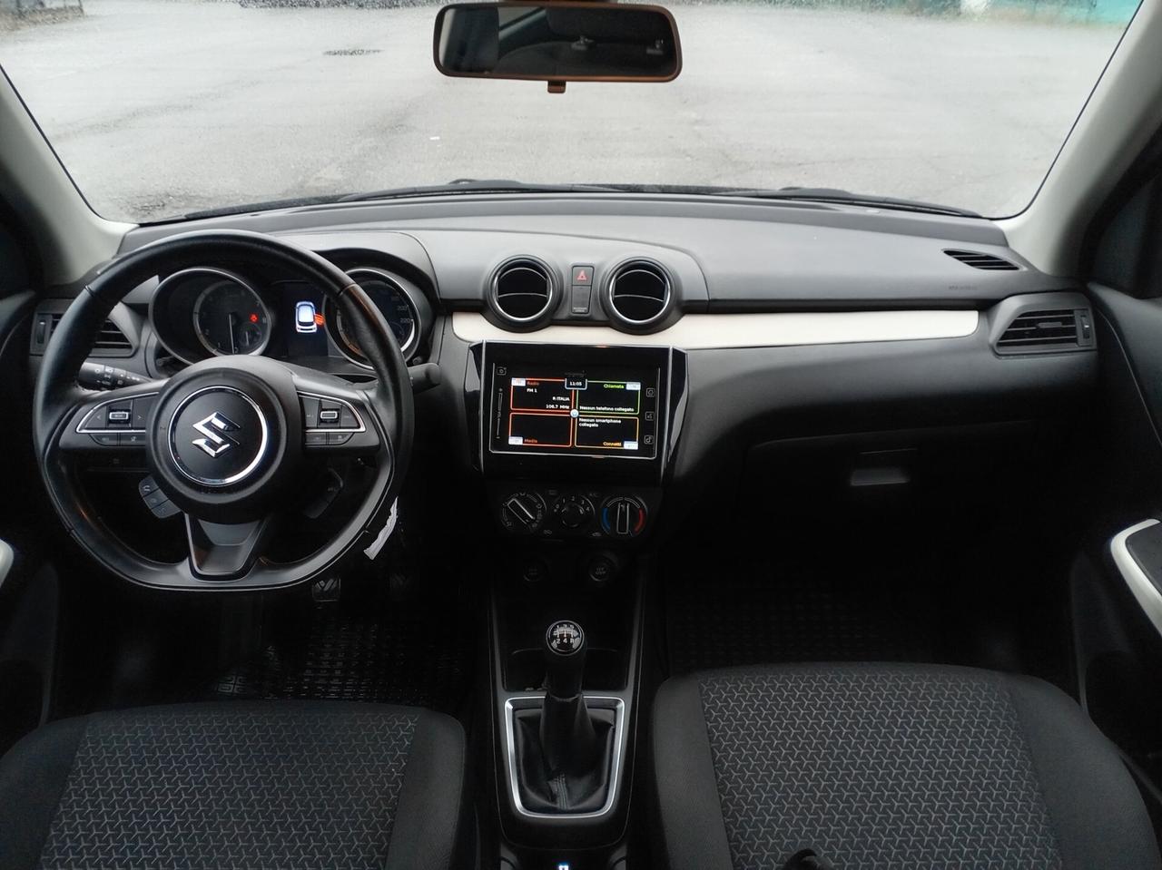 Suzuki Swift 1.2 Hybrid Top