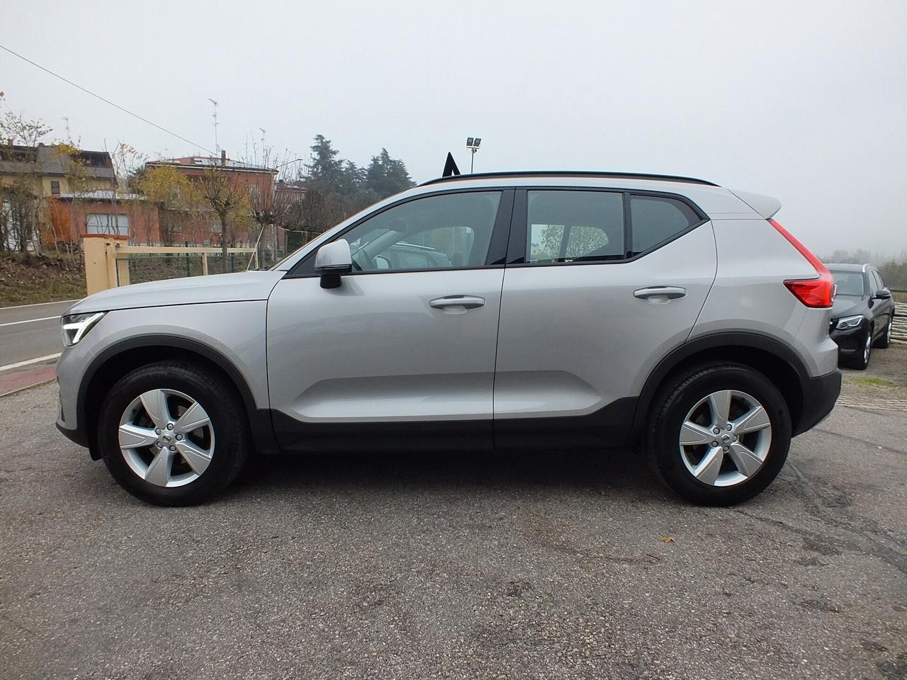 VOLVO XC40 B3 AUTOM.AUTOCARRO N1