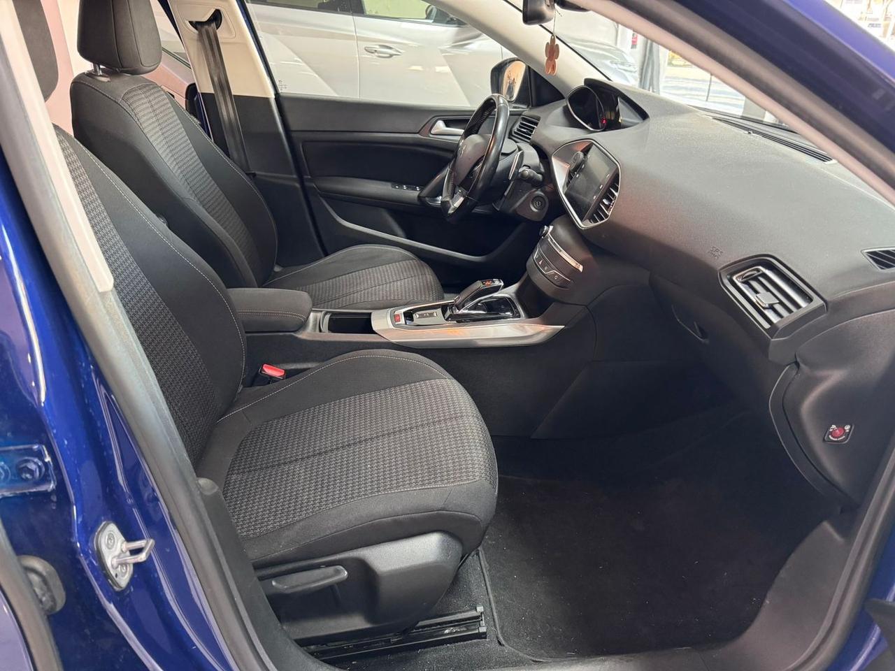 Peugeot 308 Business 1.5 Blue HDI 130