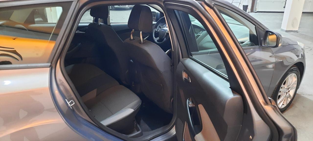 Ford Focus 1.6 TDCi 115CV SW Business