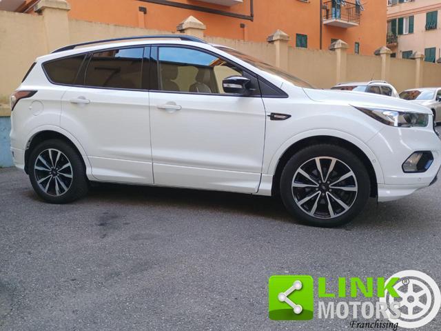 FORD Kuga 1.5 EcoBoost 120 CV S&S 2WD ST-Line