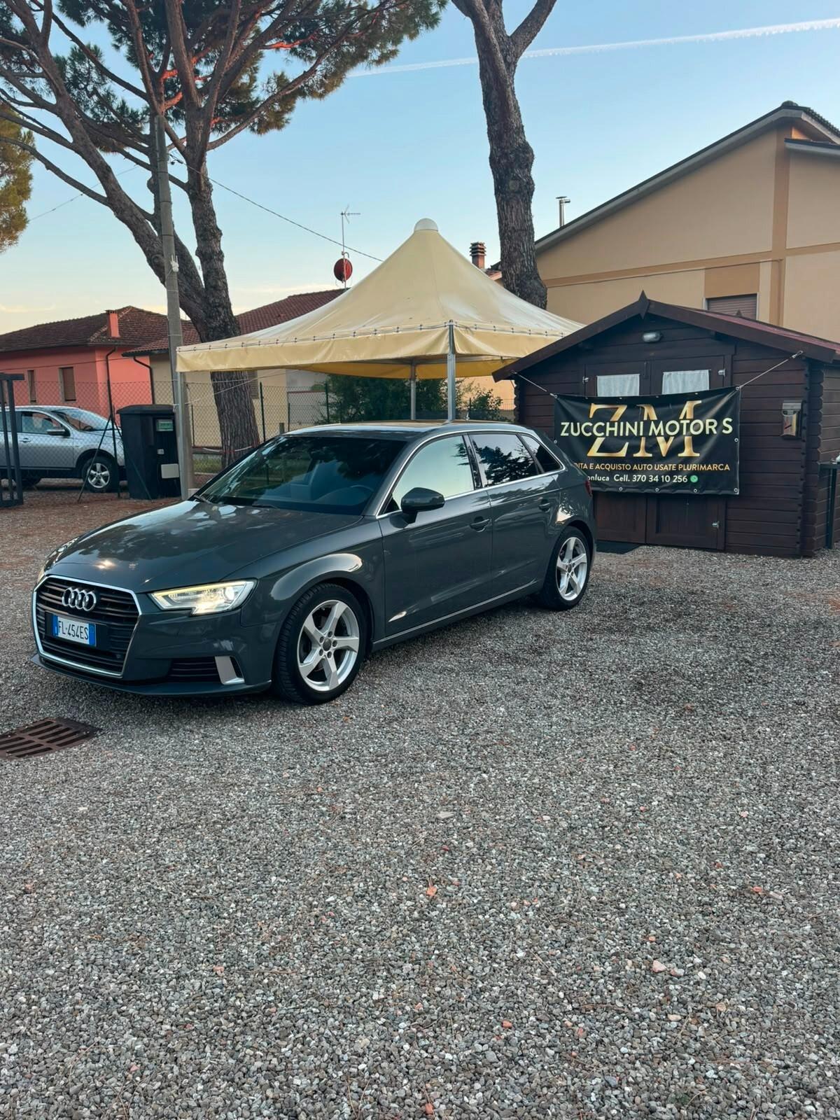 Audi A3 SPB 1.6 TDI Sport GANCIO TRAINO DI SERIE !!