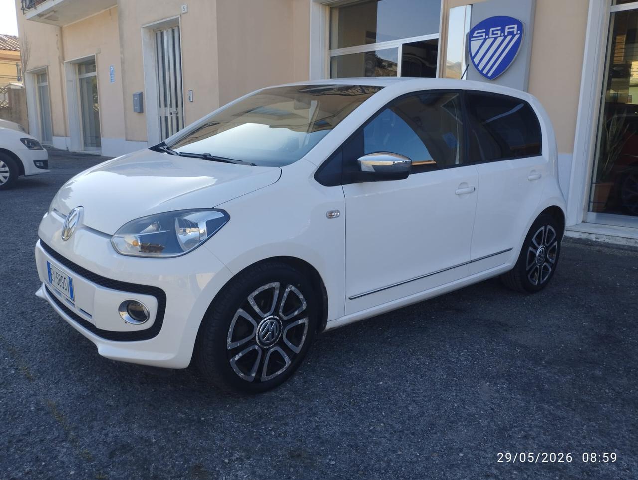 Volkswagen UP! 1.0 75cv High UP! 5 porte