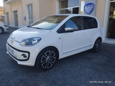 Volkswagen UP! 1.0 75cv High UP! 5 porte
