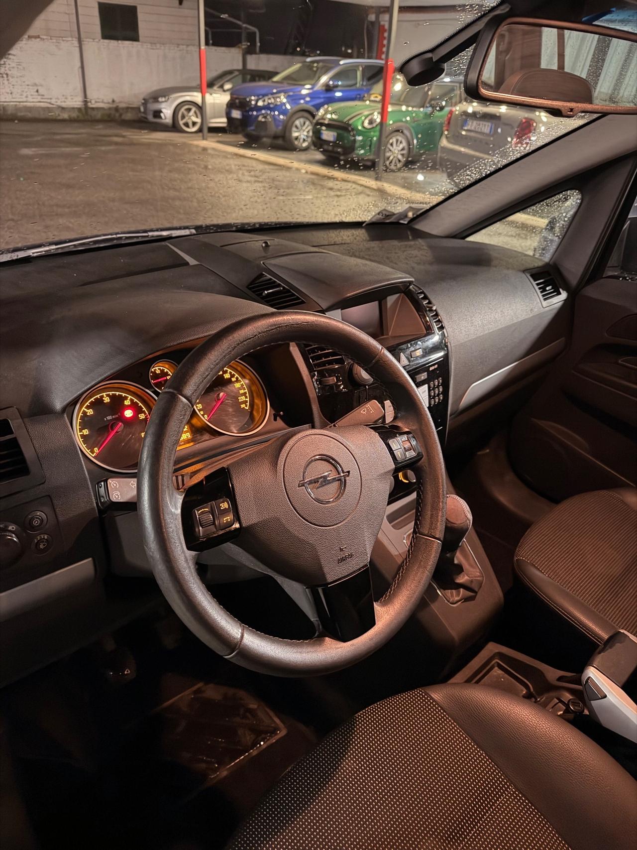 Opel Zafira 1.9 CDTI 120CV Cosmo