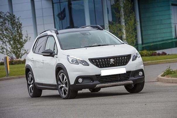 PEUGEOT 2008 1.6 Hdi *TETTO/NAVI/CAMERA*