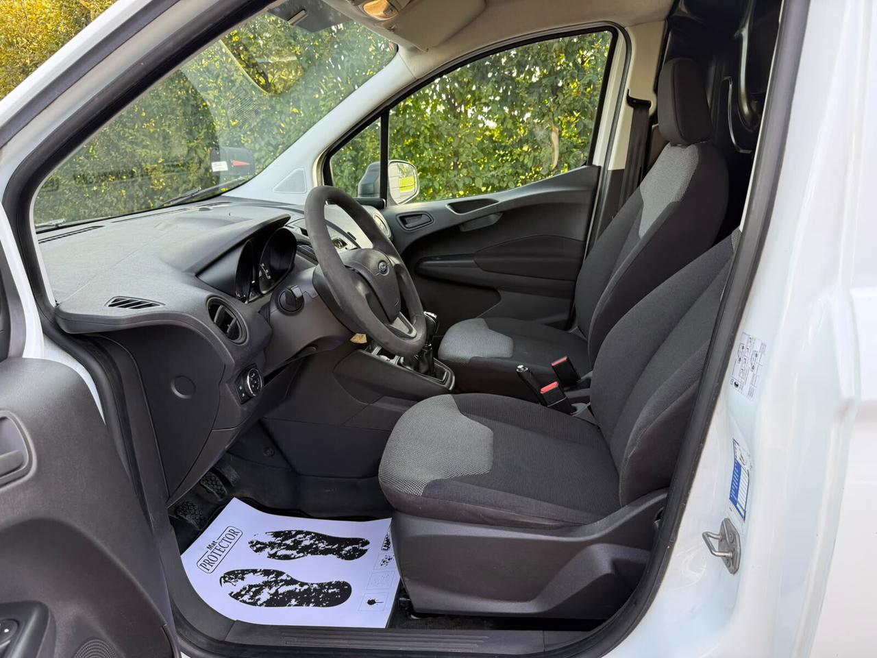 Ford Transit Courier 1.5 TDCi 75CV Van Trend