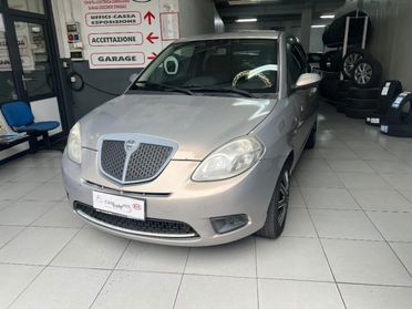 LANCIA Ypsilon 1.2 69 CV Argento