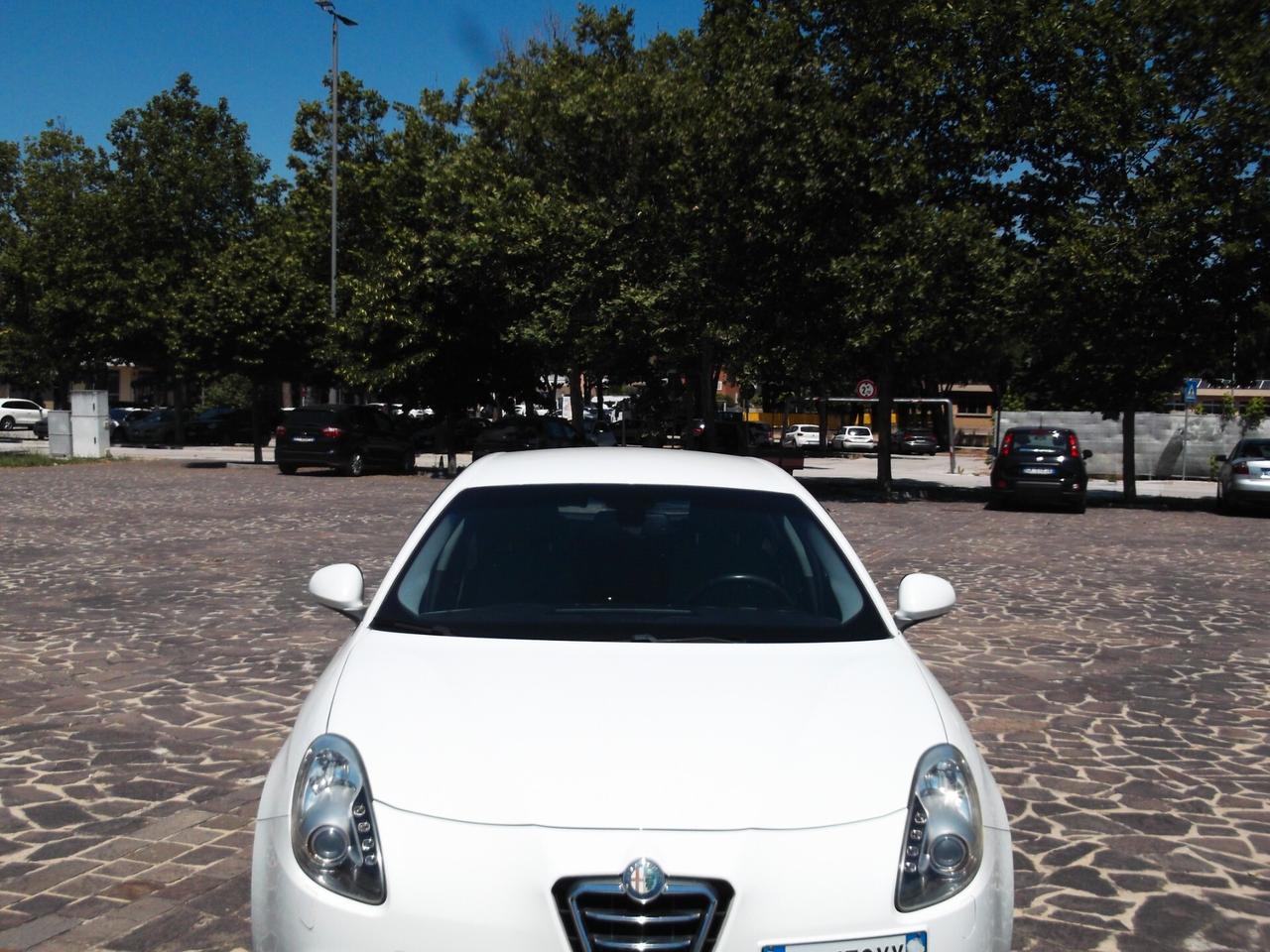 Alfa Giulietta 1.6 TDI Neopatentati 2010