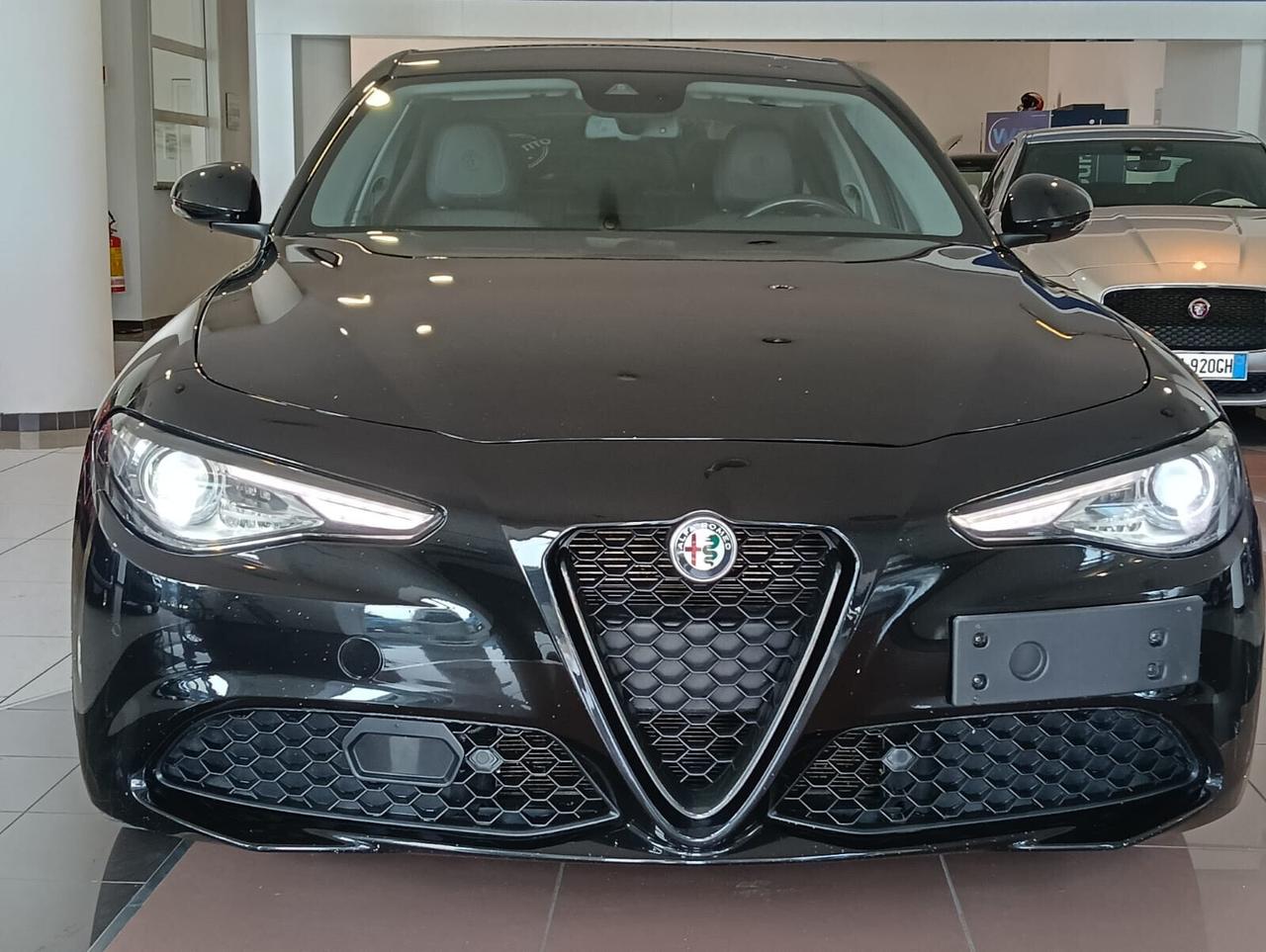 ALFA ROMEO GIULIA SPRINT 2.2 190 CV