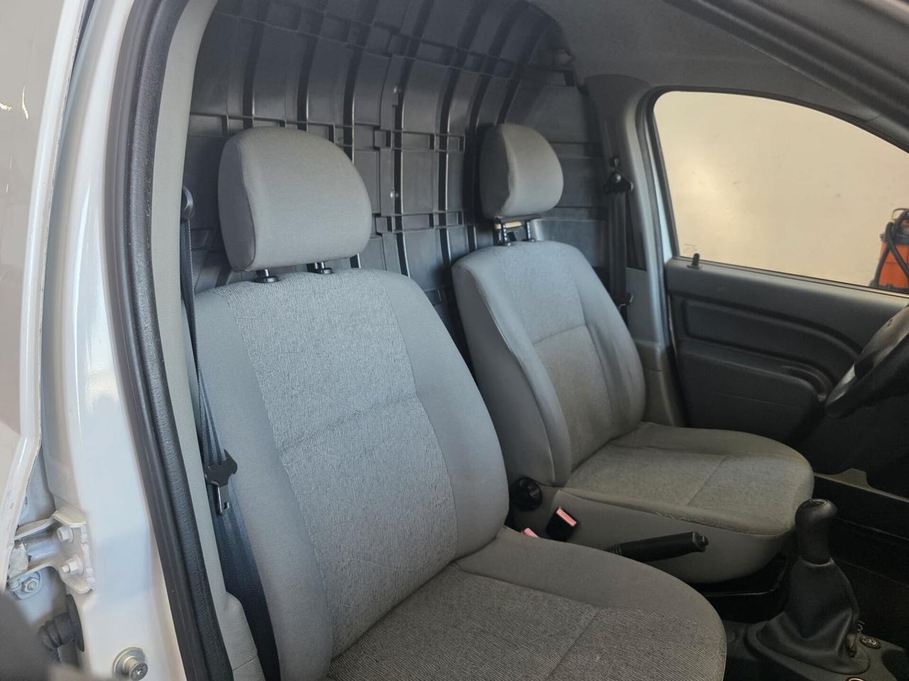 Dacia Logan Furgovan 1.6 GPL 60.000 km
