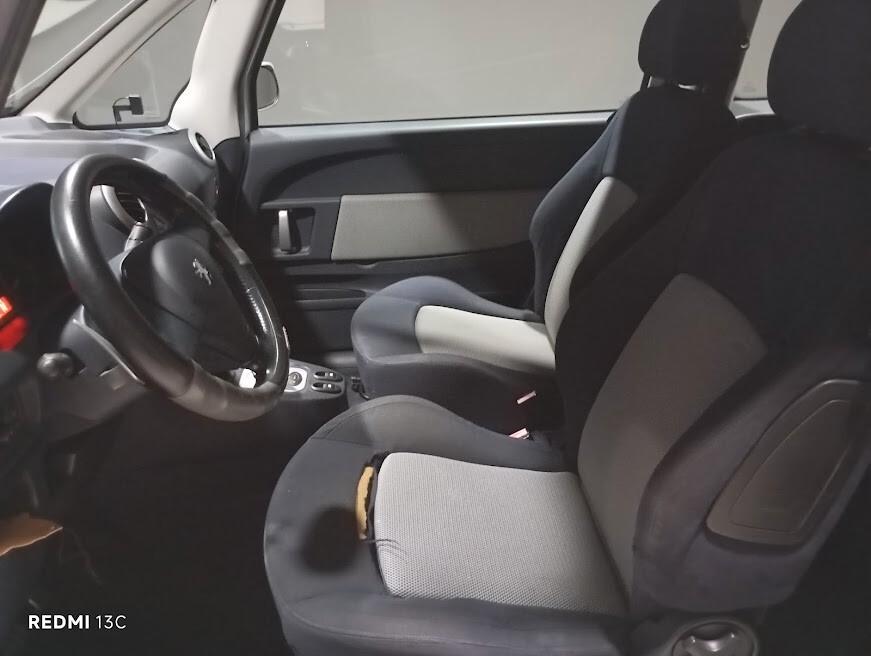 PEUGEOT 1007 DEL 2006 BENZINA CAMBIO AUTOMATICO