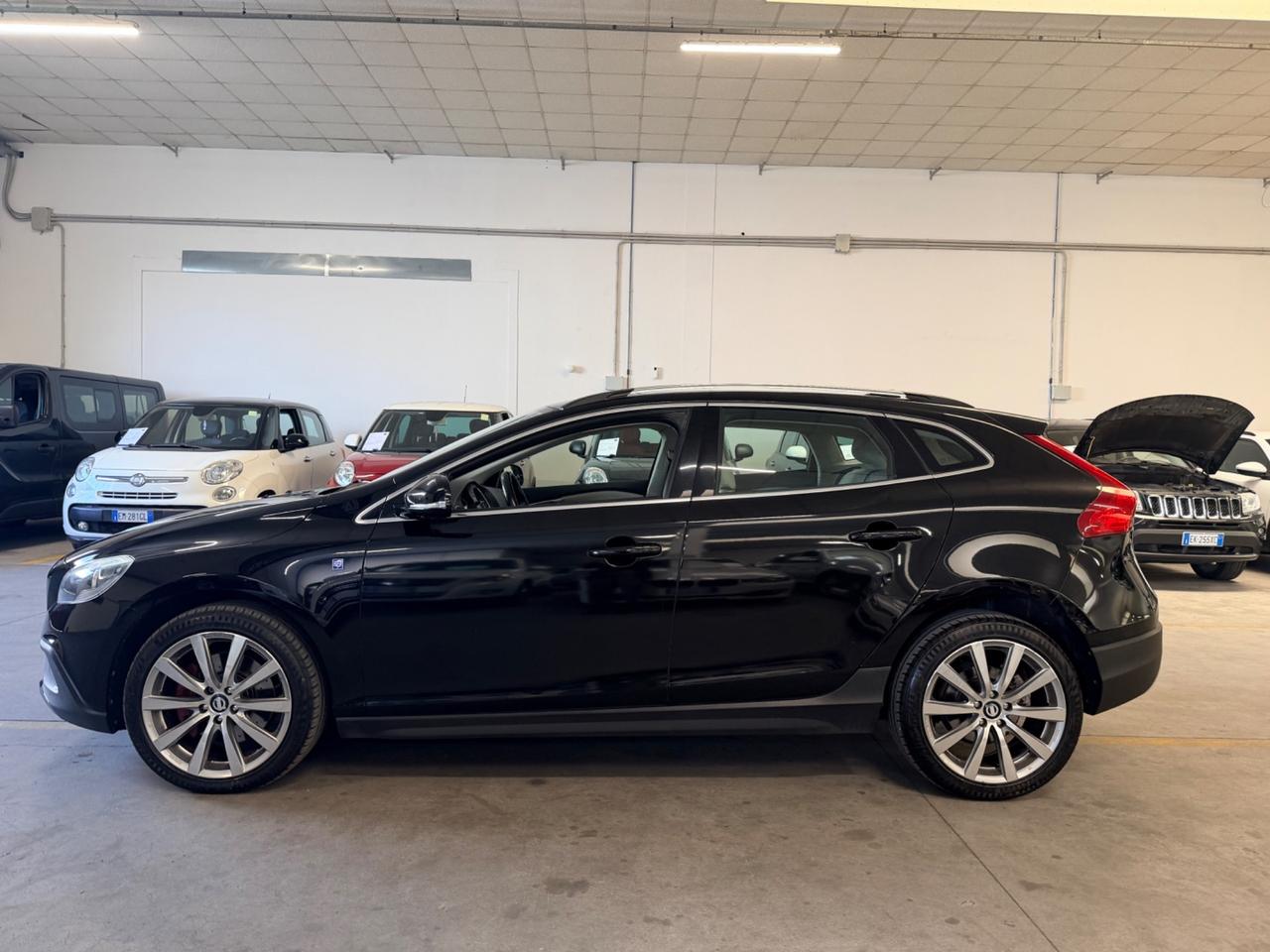 Volvo V40 Cross Country D2 Ocean Race