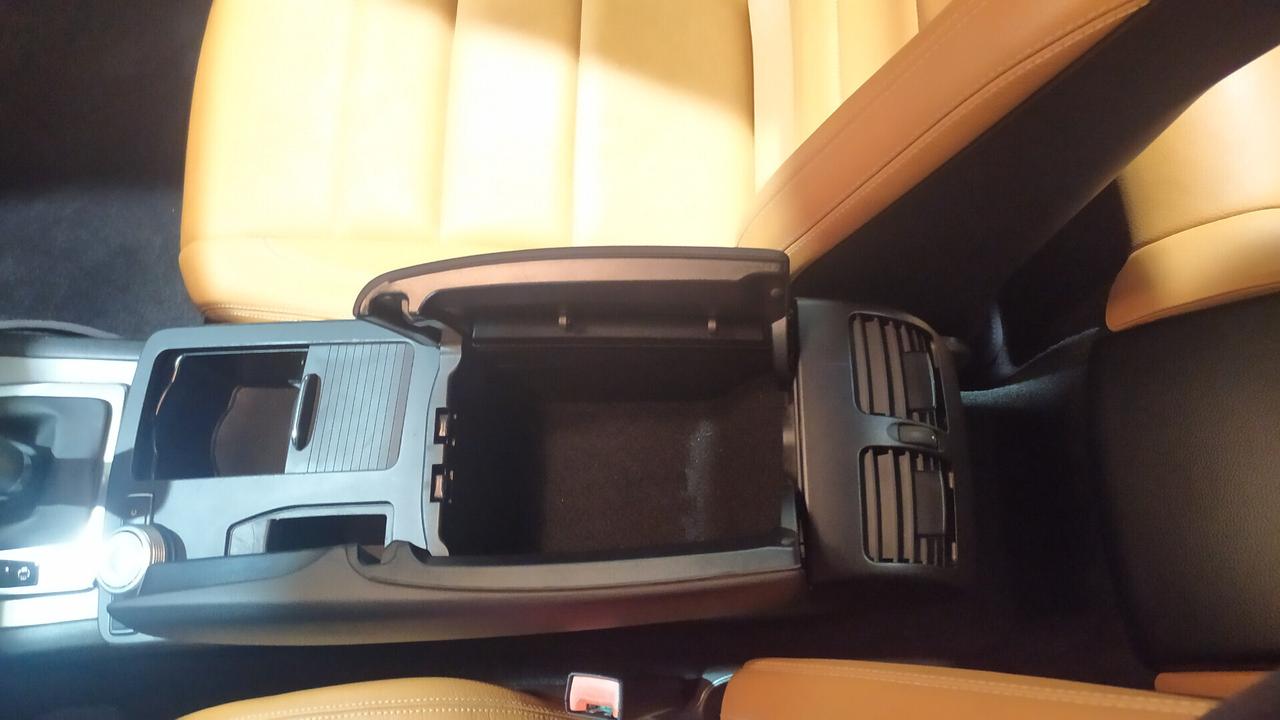 Mercedes-benz E 250 CGI BlueEFFICIENCY Executive GPL