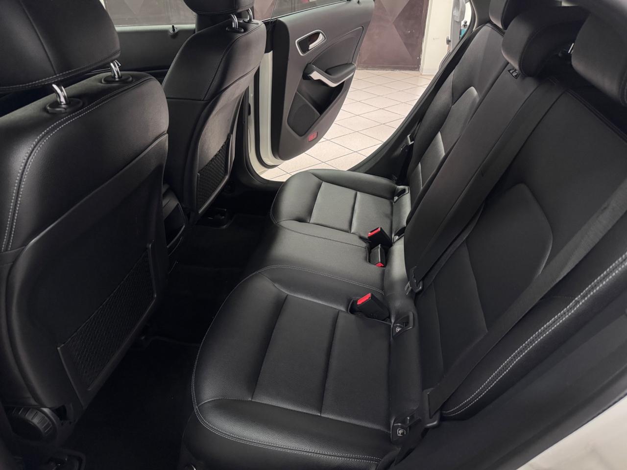 Mercedes-benz CLA 200 d 4Matic Automatic