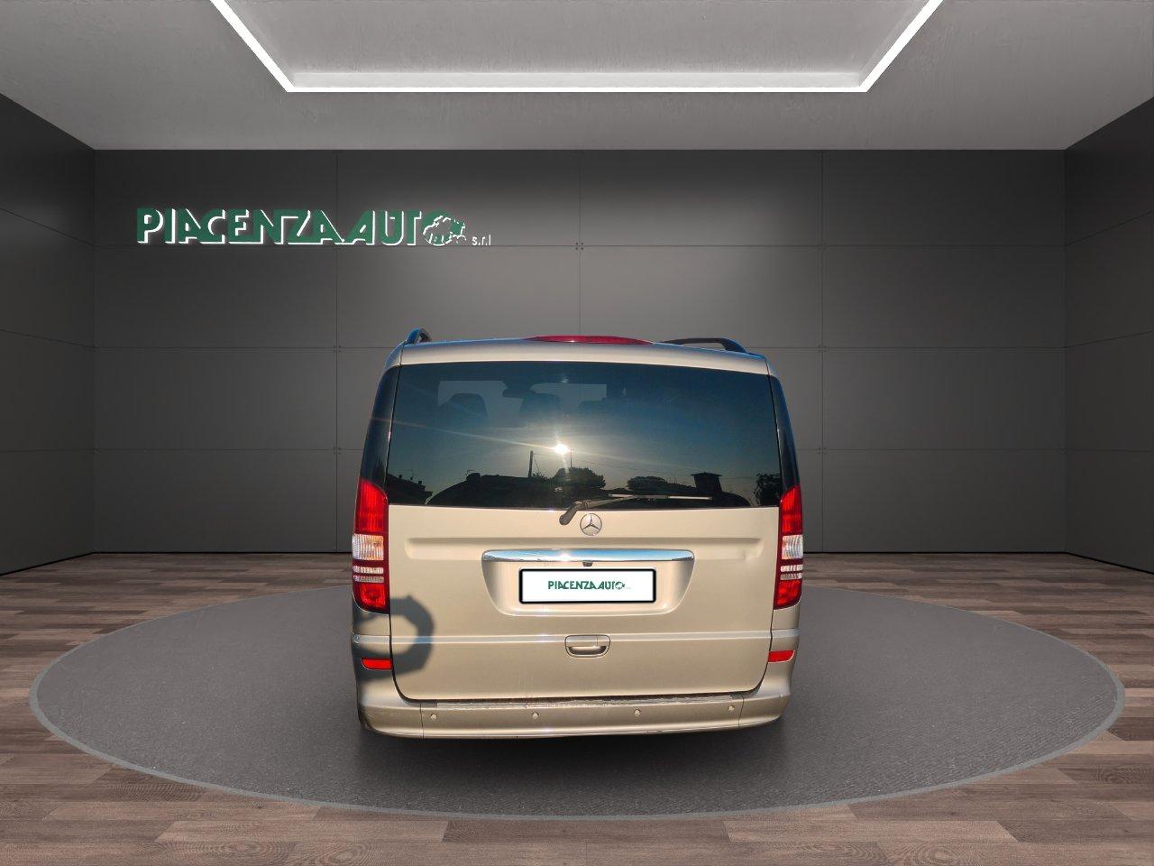 Mercedes Viano LUNGO Viano 2.2 cdi Ambiente 163cv.GANCIO.TETTO.PORTE ELETTRICHE