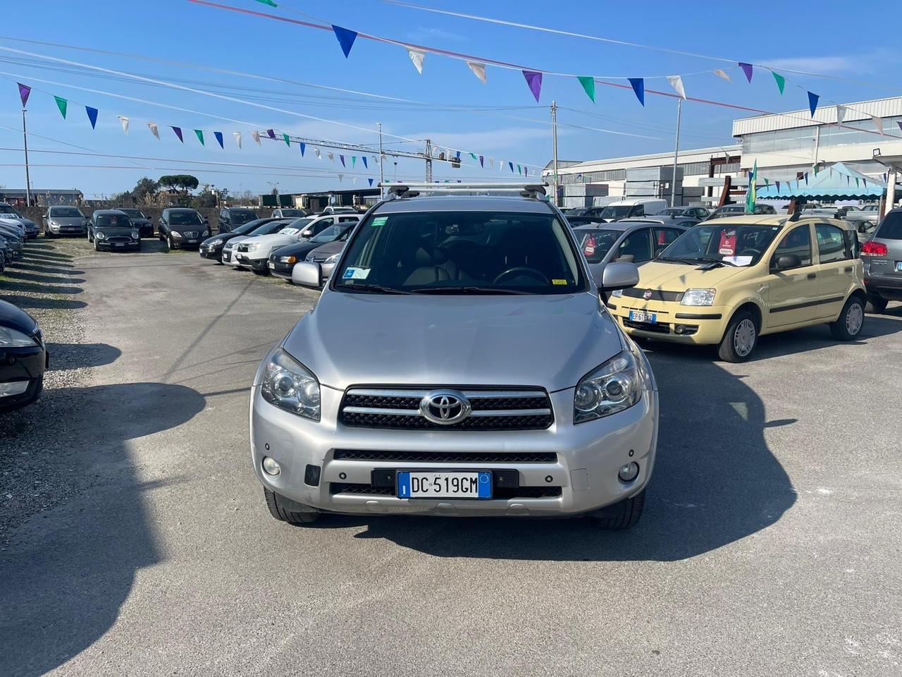 Toyota RAV 4 RAV4 2.2 D-4D 177 CV Luxury