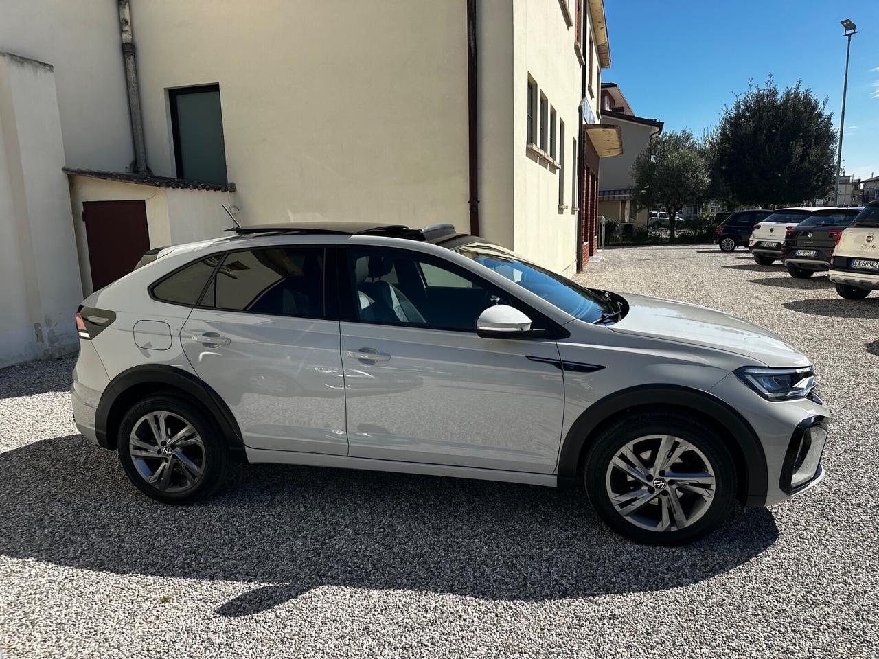 Volkswagen Taigo 1.0 TSI 110 CV DSG R-Line