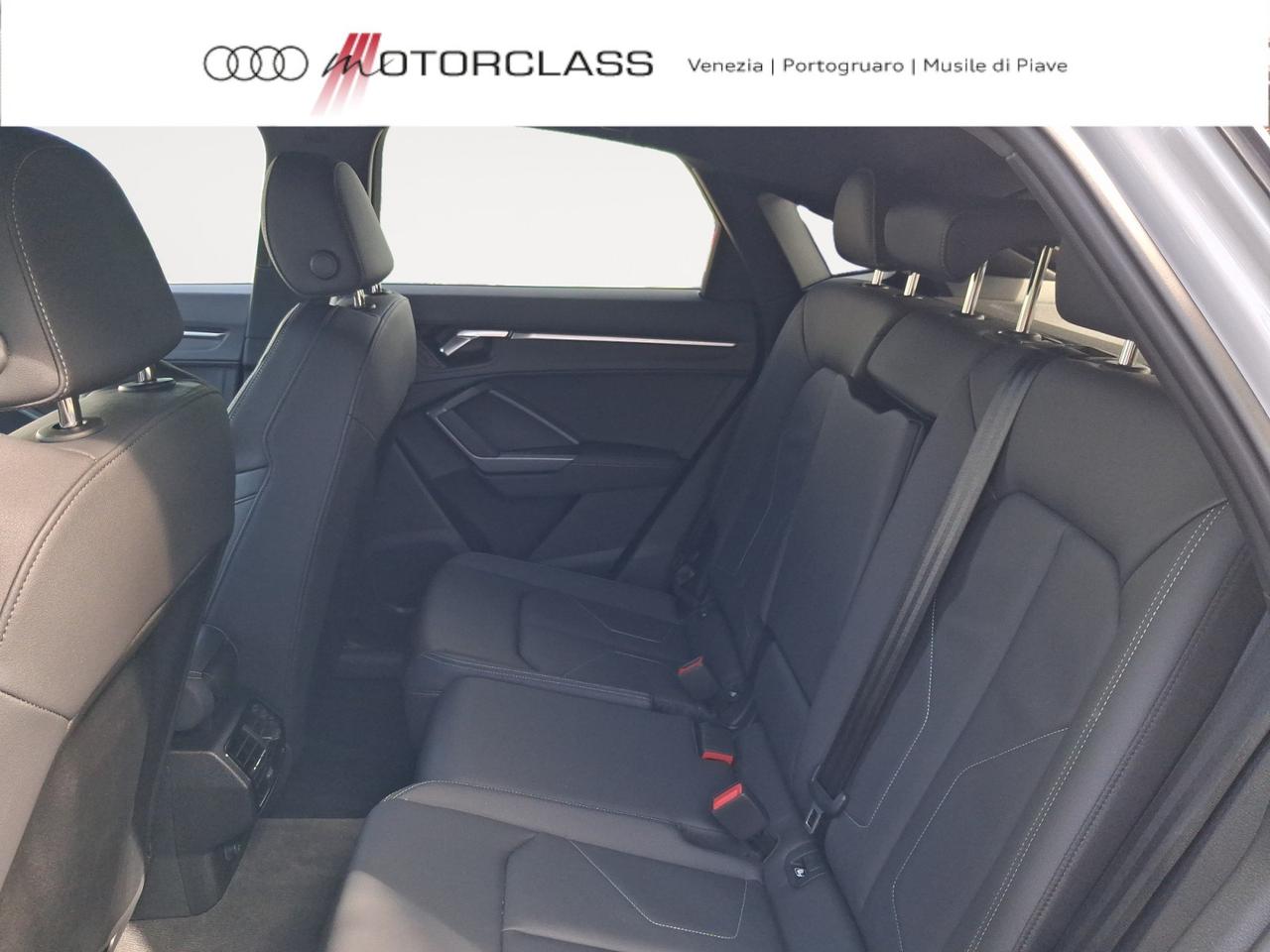 Audi Q3 sportback 40 2.0 tdi 193cv identity black quattro s tronic