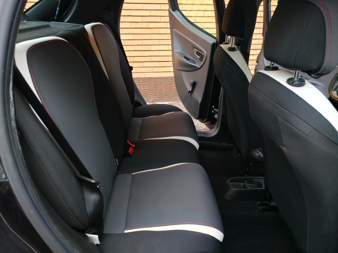 Lancia Ypsilon 1.2 69 CV 5 porte Elle