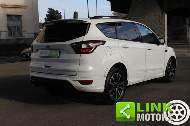 FORD Kuga 1.5 TDCI 120 CV S&S 2WD Powershift ST-Line