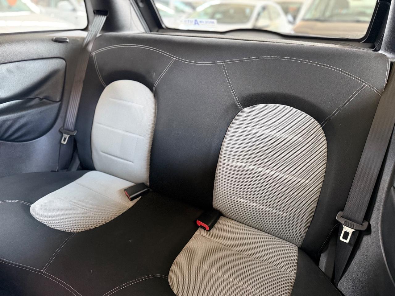 Lancia Ypsilon 1.2 Momo Design NEOPATENTATI