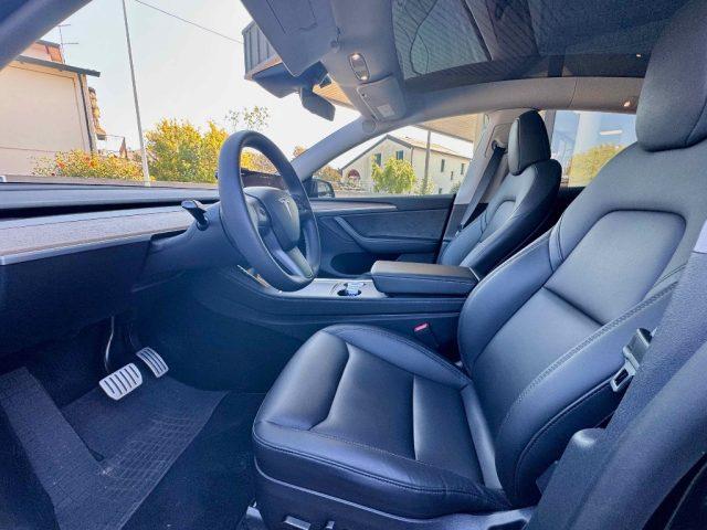 TESLA Model Y Performance AWD
