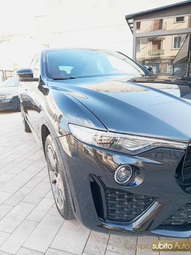 MASERATI Levante V6 AWD Gransport