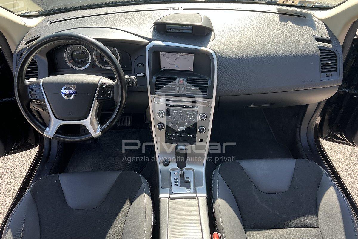 VOLVO XC60 D3 AWD Geartronic Momentum
