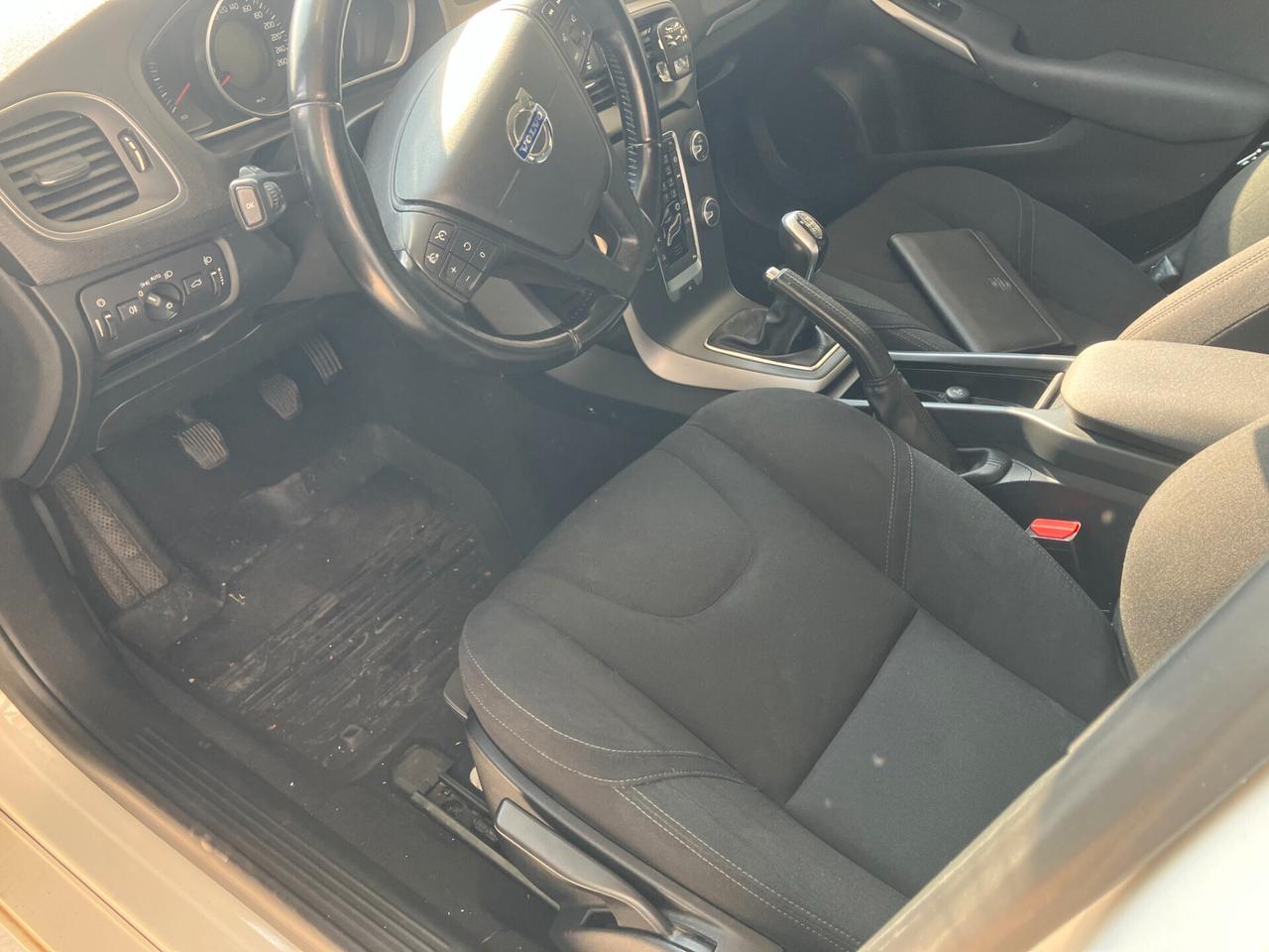 Volvo V40 D2 1.6