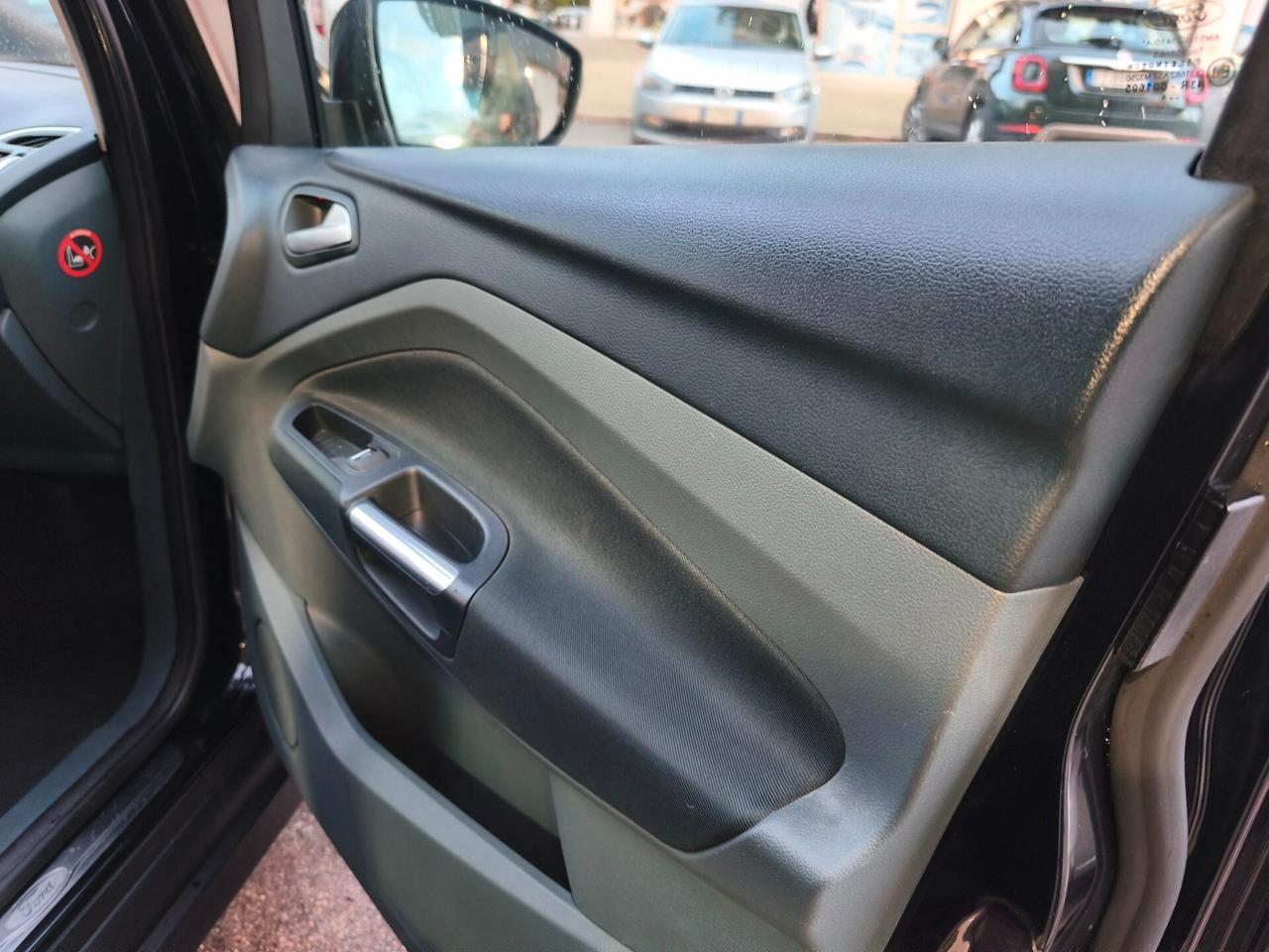 Ford C-Max 1.6 TDCi 115CV Titanium