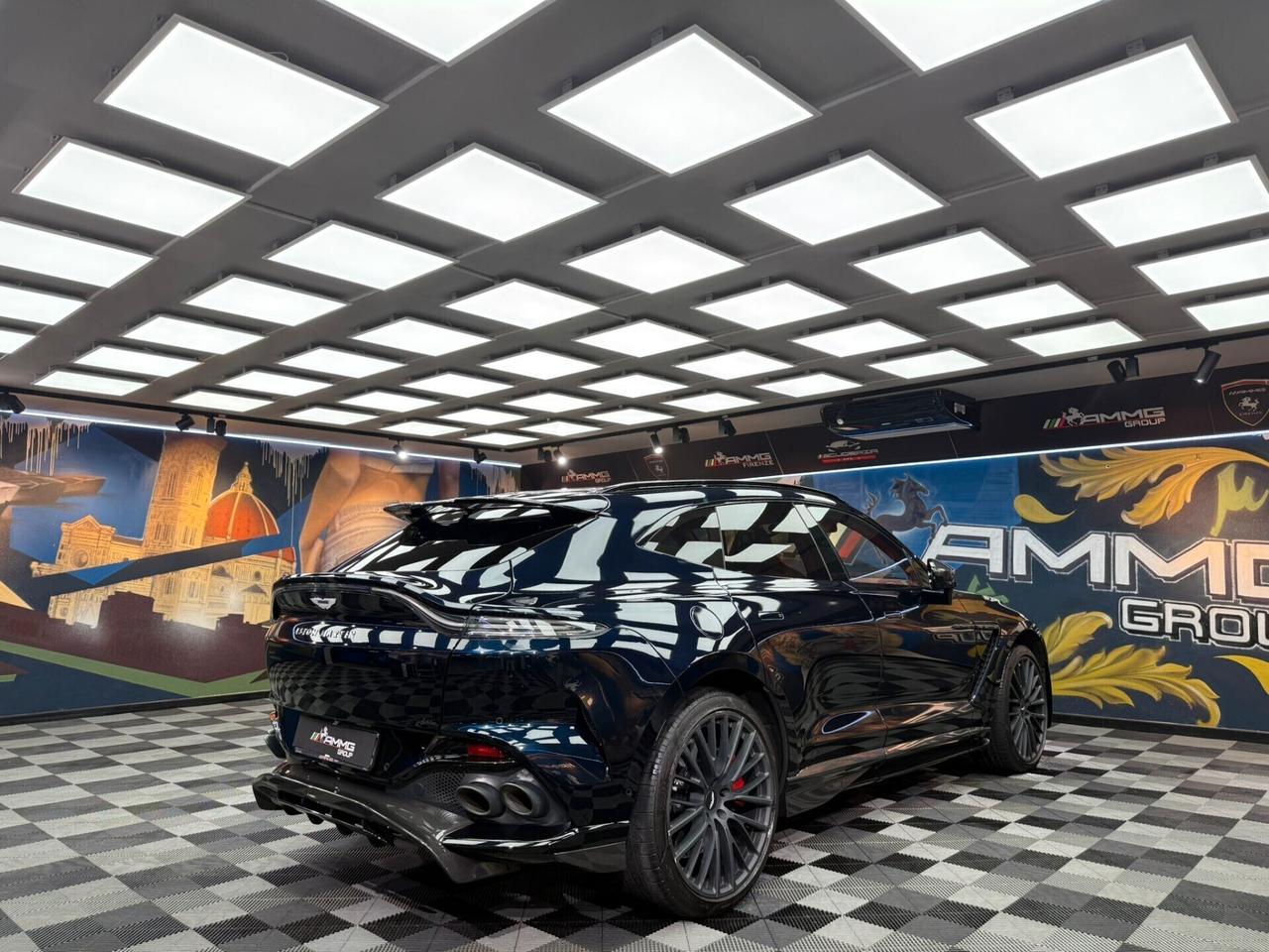 Aston Martin DBX 707 (143)