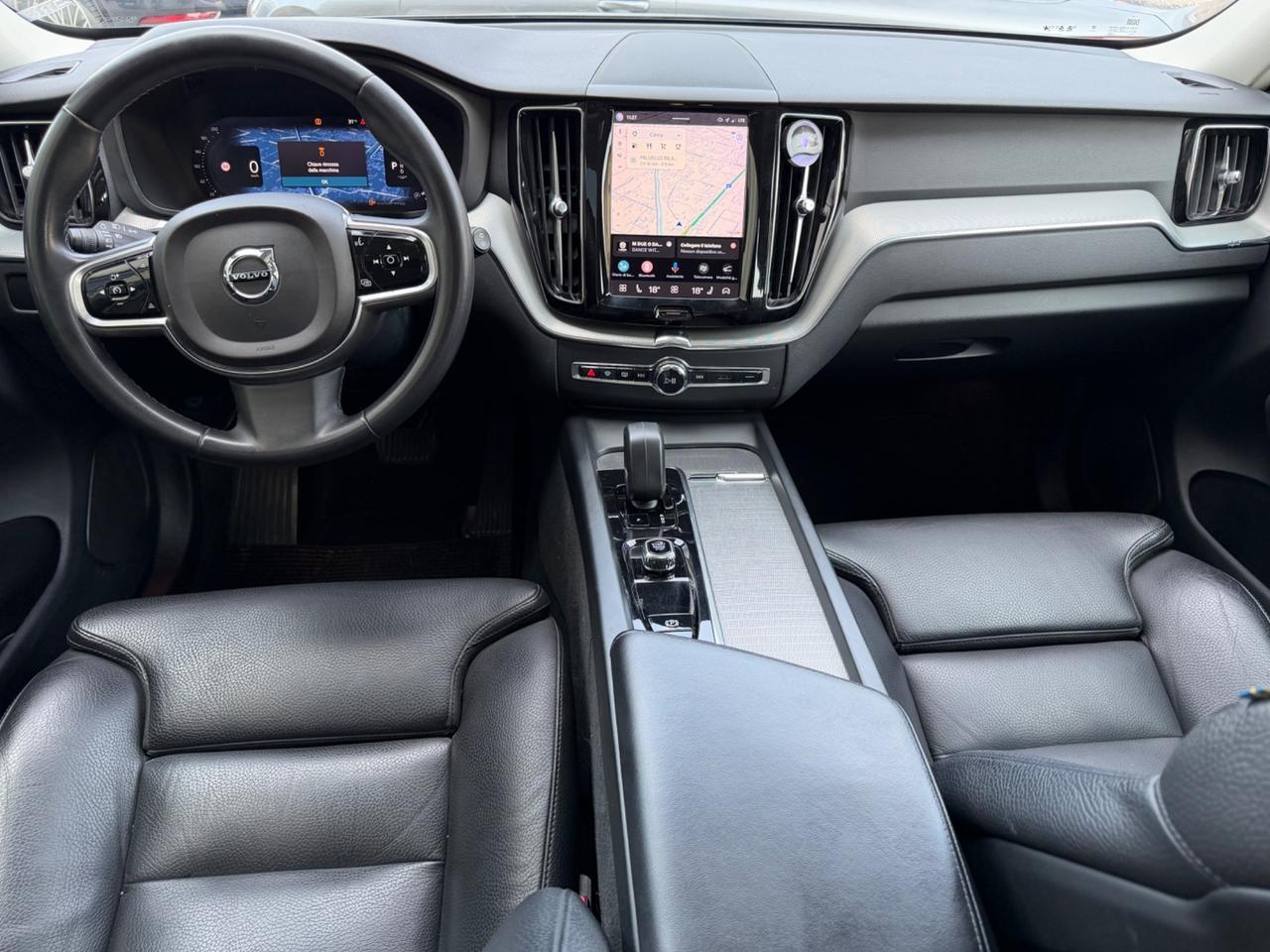 Volvo XC 60 XC60 B4 (d) automatico Plus Dark