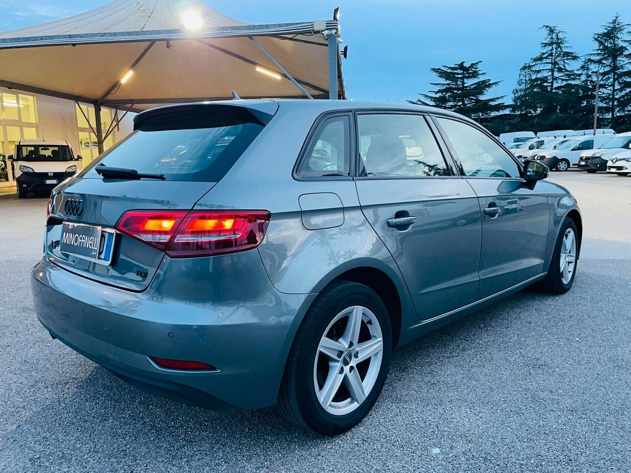 Audi A3 SPB 1.6 TDI 116 CV Sport