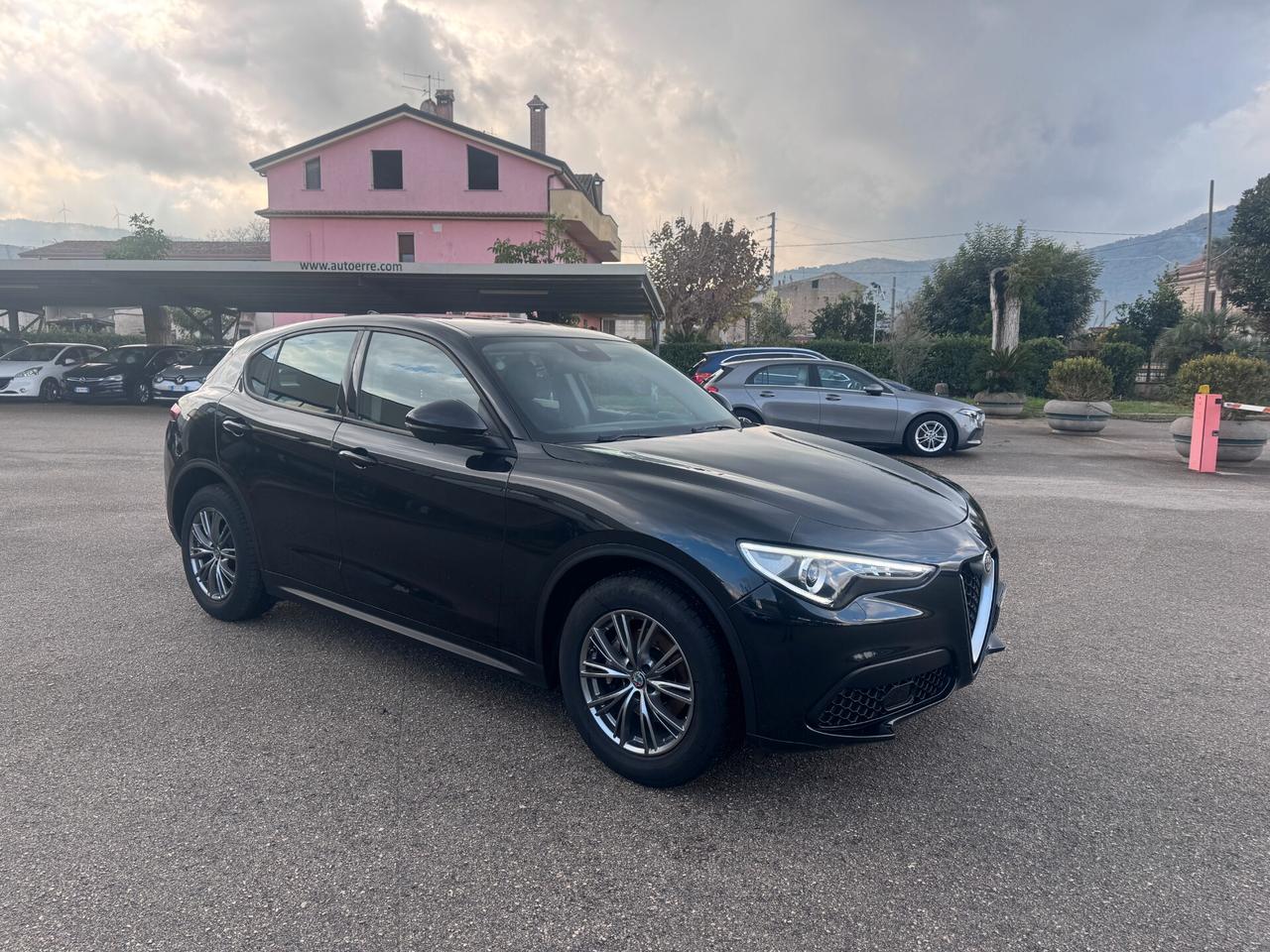 Alfa Romeo Stelvio 2.2 Turbodiesel 160 CV AT8 RWD Business