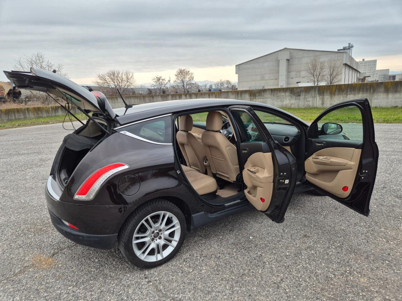 Lancia Delta 1.6 MJT Gold FULL