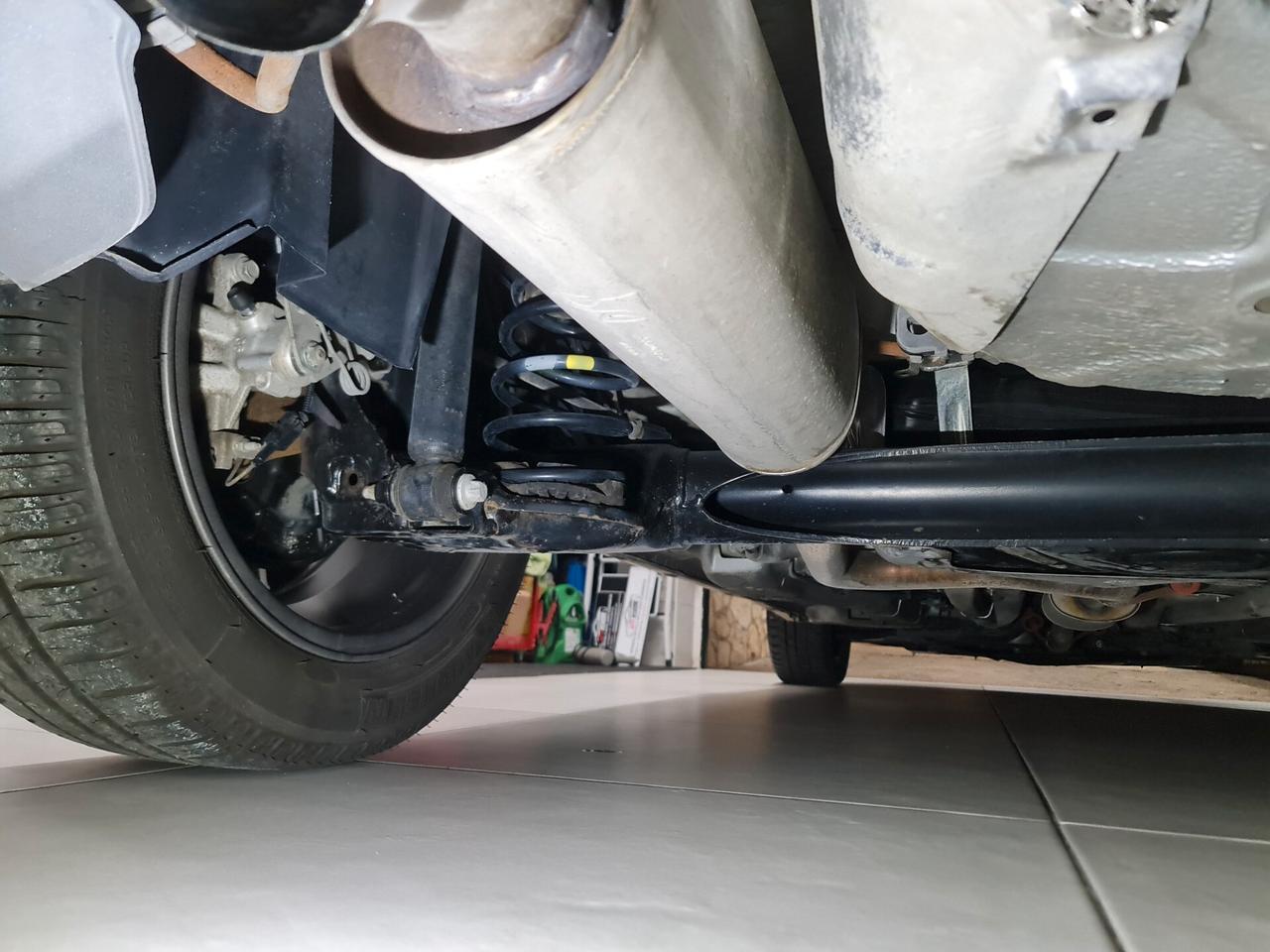 Fiat Punto Evo 1.6 Mjt DPF*Navigat.*Pelle*Cruise*PDC