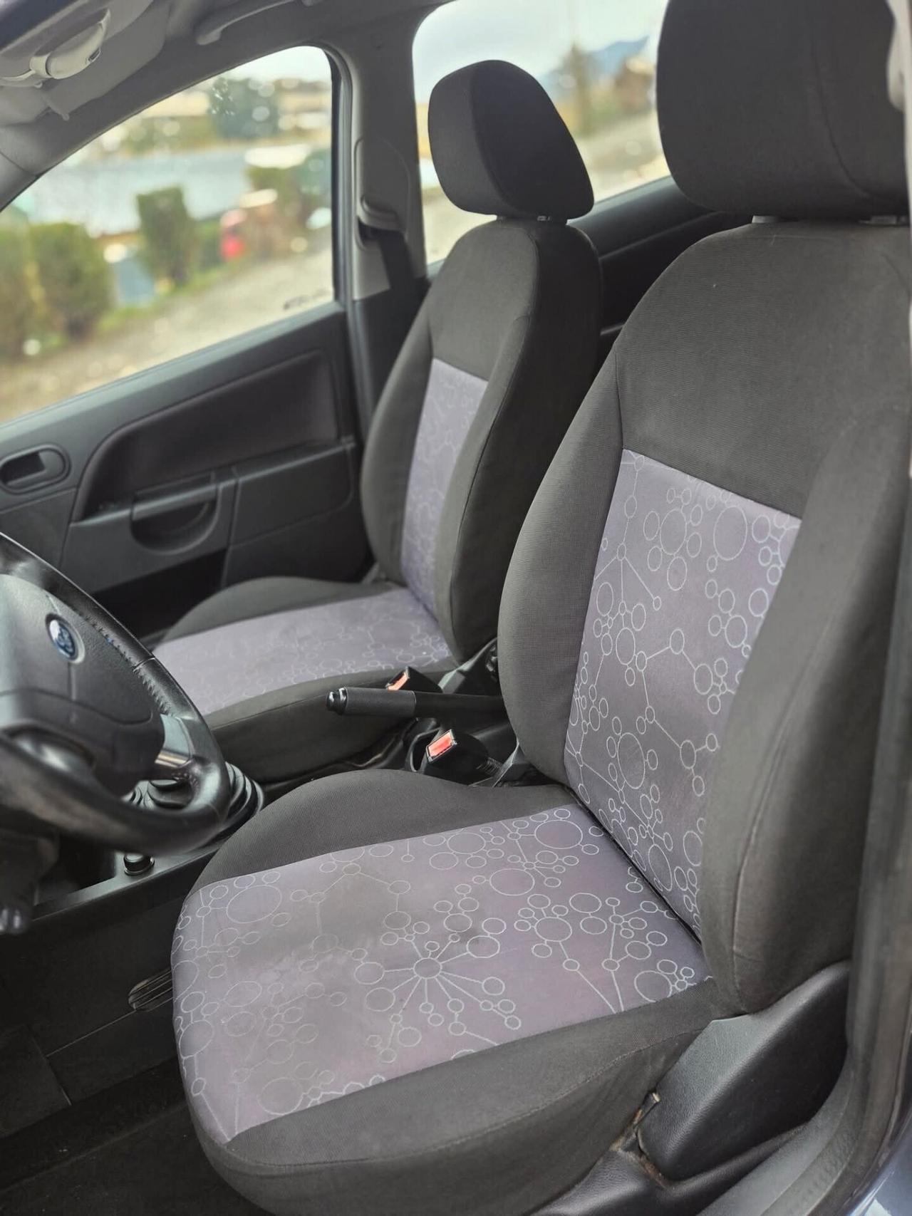 Ford Fiesta 1.2 16V 3p. Ghia