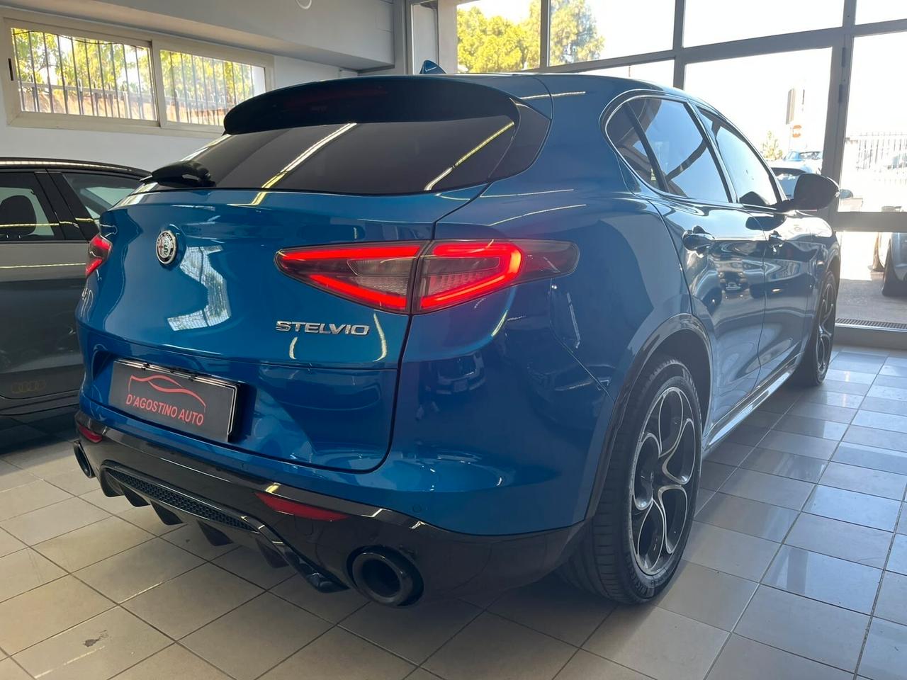 Alfa Romeo Stelvio 2.2 Turbodiesel 210 CV AT8 Q4 Veloce