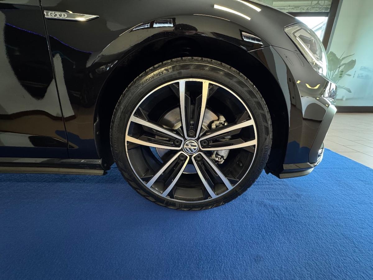 VOLKSWAGEN - Golf - GTD 2.0 TDI DSG 5p.BlueMotion Tech.