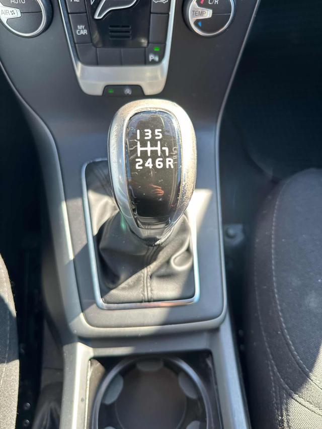 VOLVO V40 D2 'eco' Momentum