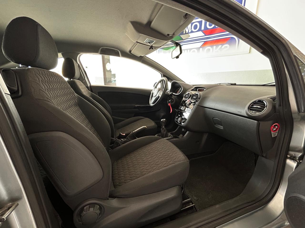 Opel Corsa 1.2 3 porte Edition