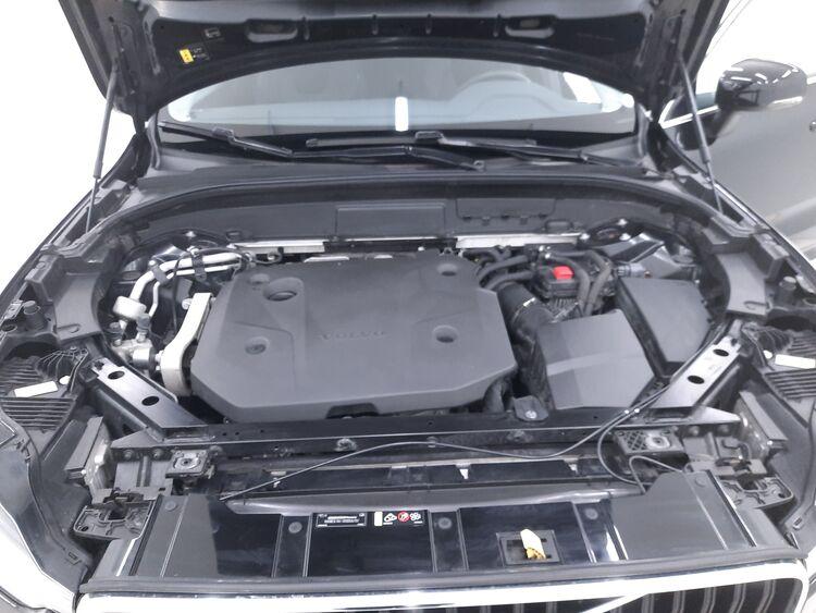 Volvo XC60 B4 (d) Core BR719030 2.0 Mild Hybrid 197CV