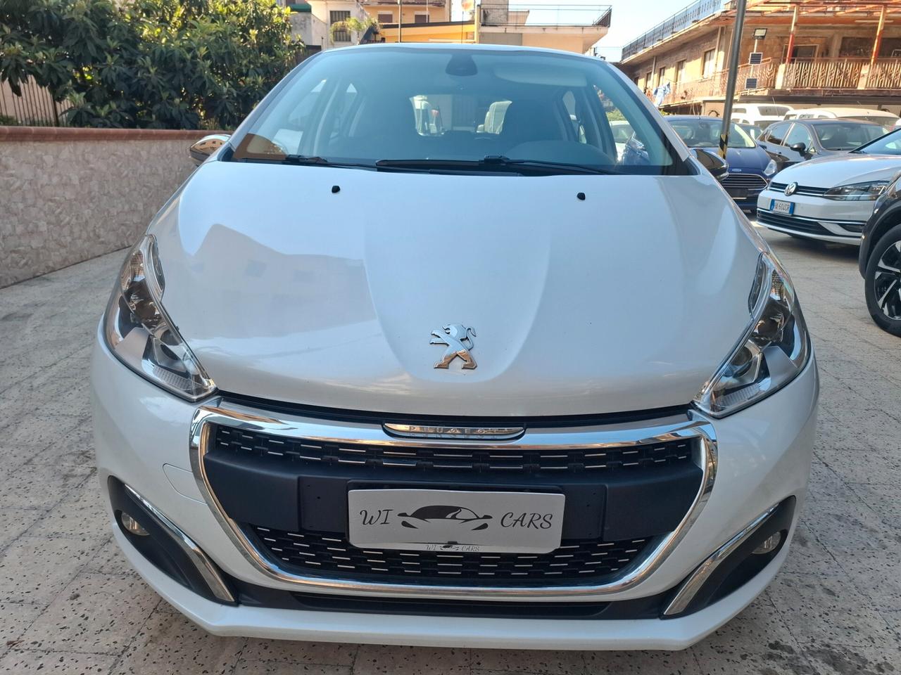 Peugeot 208 - 1.6 100 CV NAVIGATORE | LED