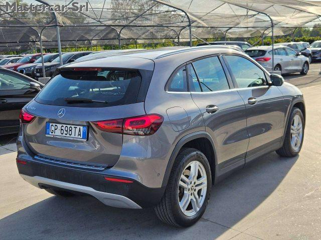 MERCEDES-BENZ GLA 250 GLA e phev (eq-power) Business Extra auto - GP698T