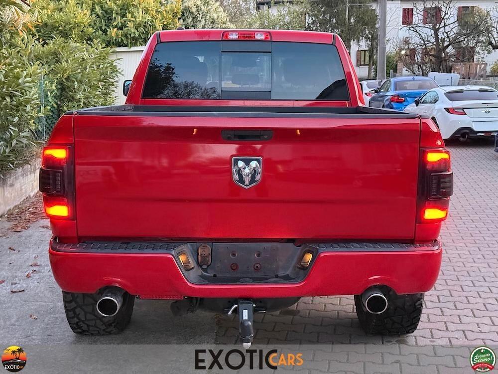 Dodge RAM 5.7 HEMI V8 Pickup