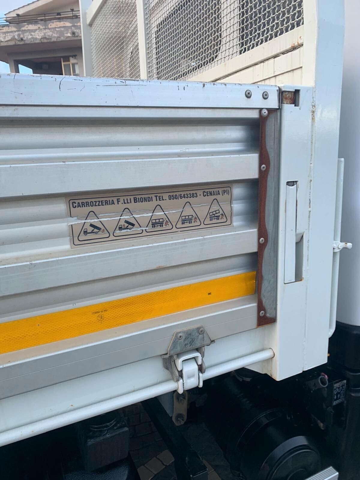 Daewoo AVIA - RIBALTABILE TRILATERALE-Portata 32 Q.li