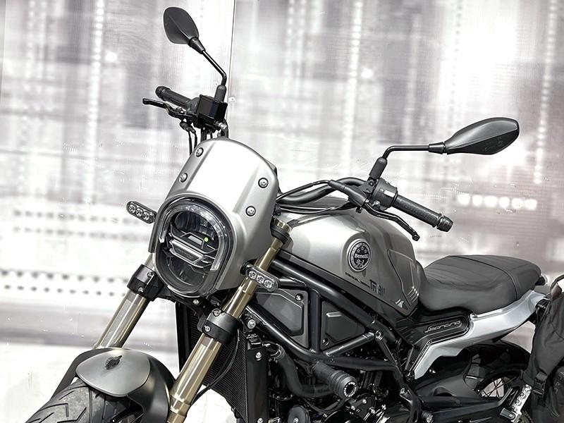 Benelli Leoncino Trail 800